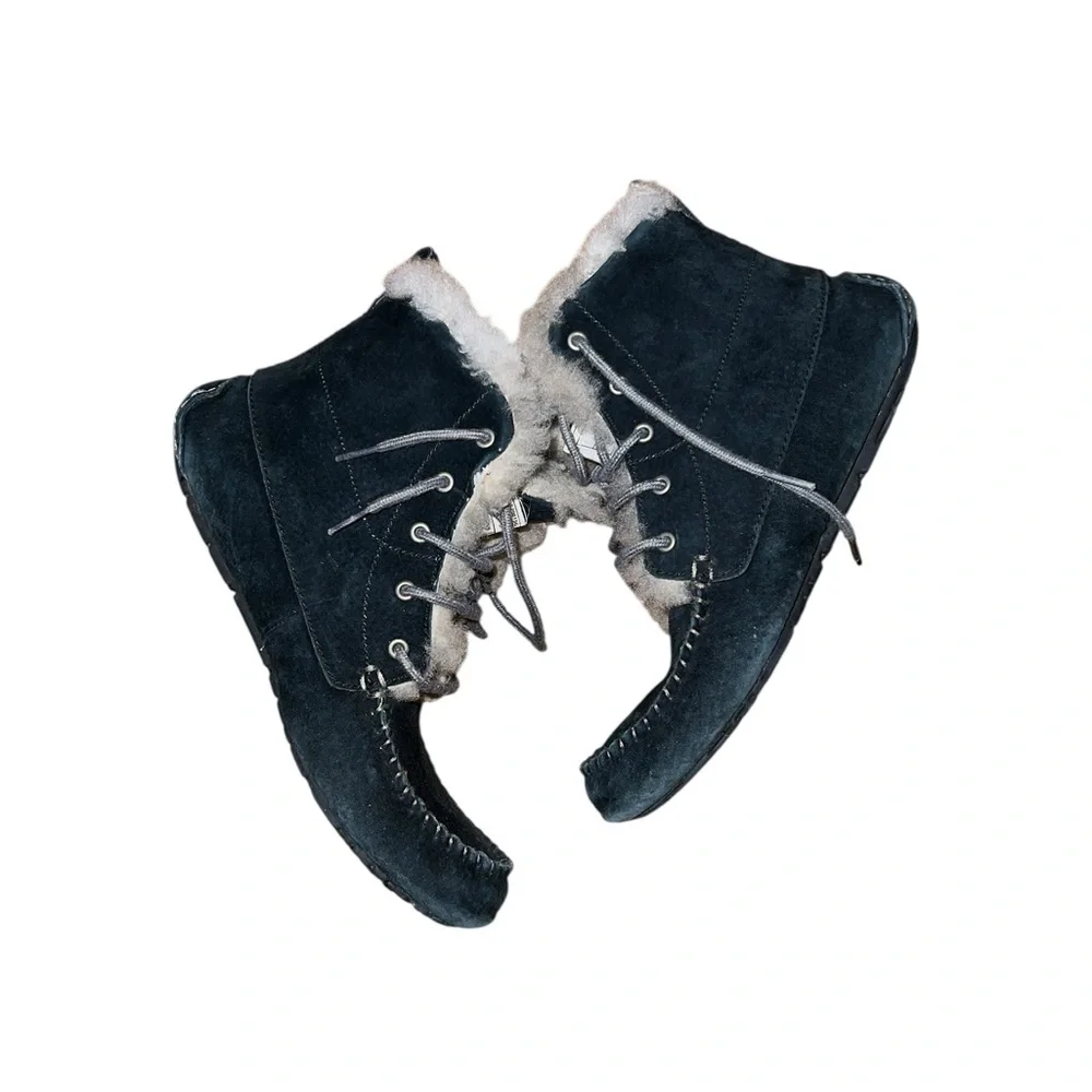 UGG Black Moccasins with Cream Shearling Size 7